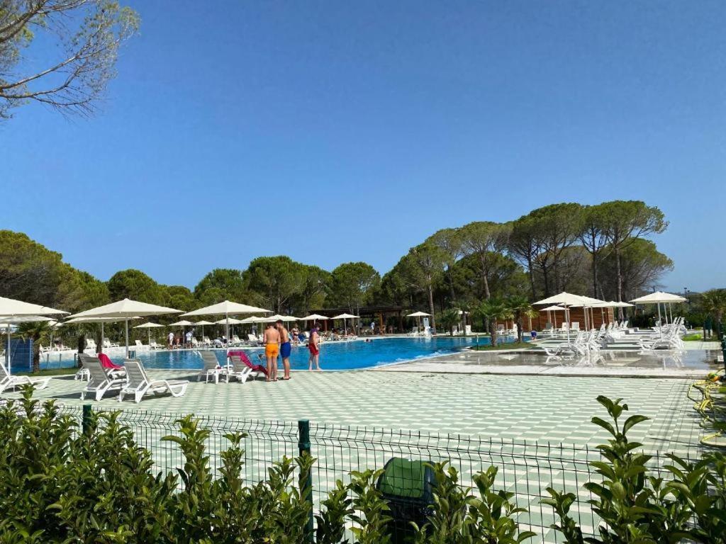 Grandstay Villa Perla Resort Durrës Extérieur photo