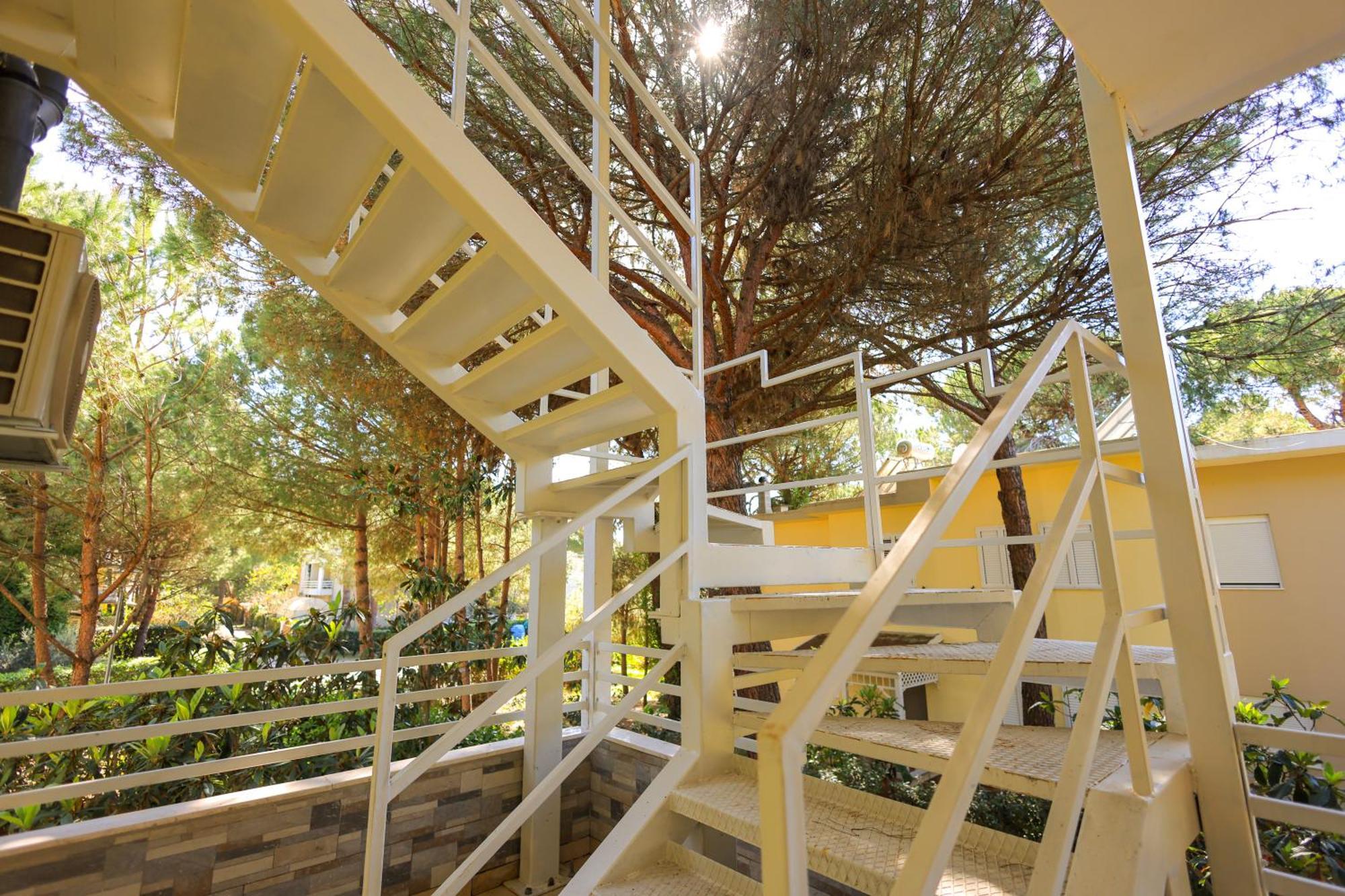Grandstay Villa Perla Resort Durrës Extérieur photo