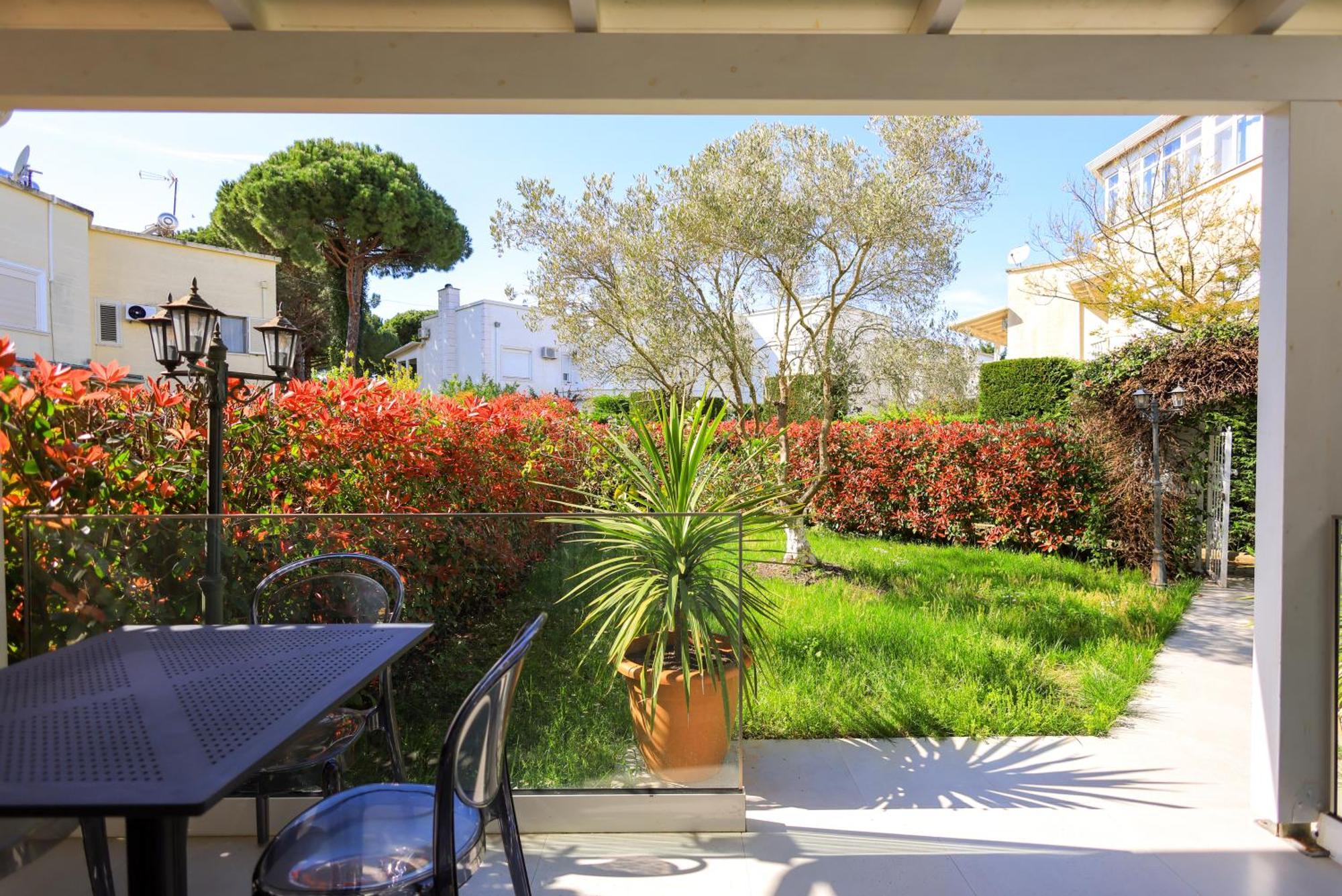 Grandstay Villa Perla Resort Durrës Extérieur photo